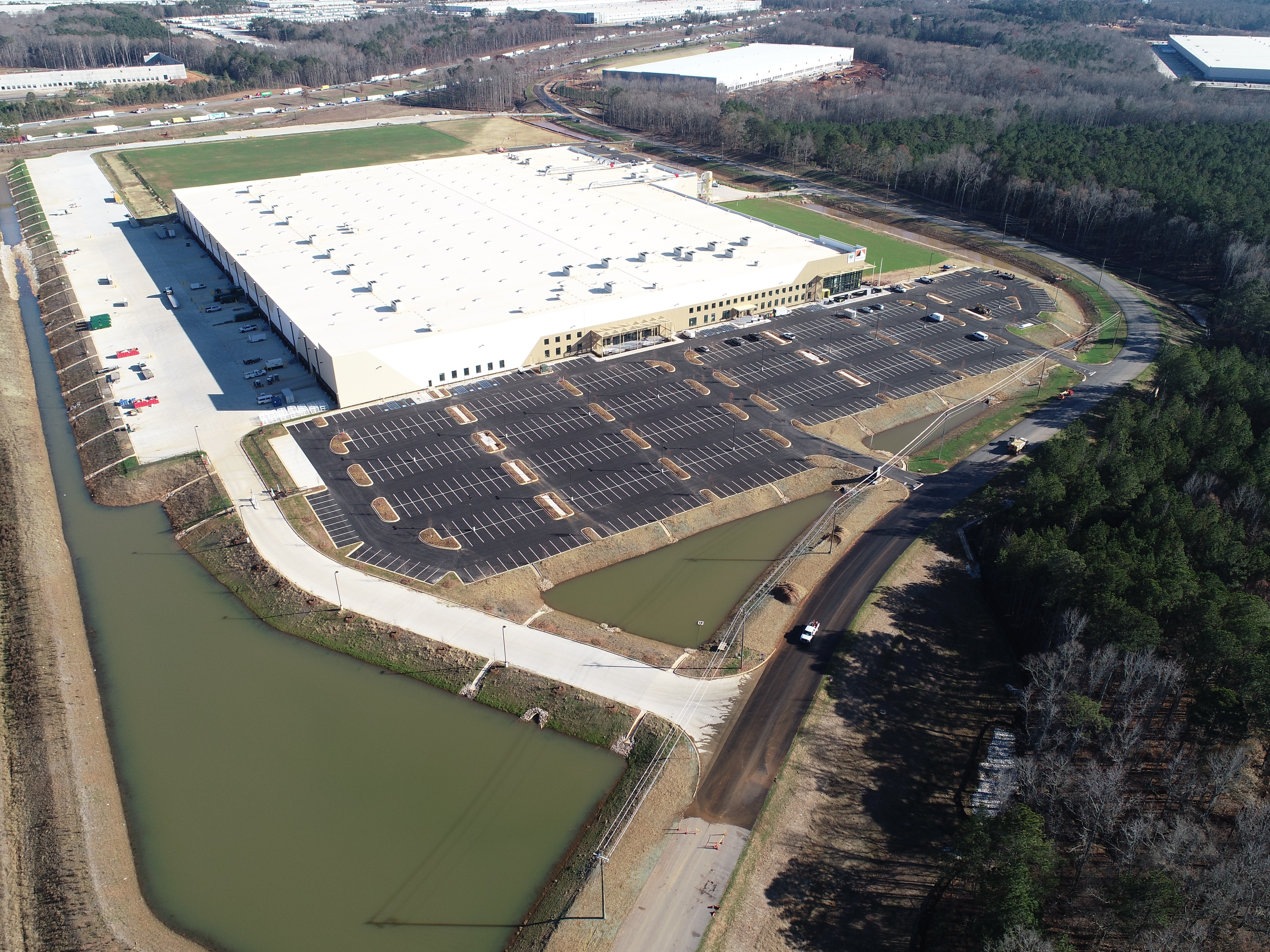distribution center maintenance atlanta 